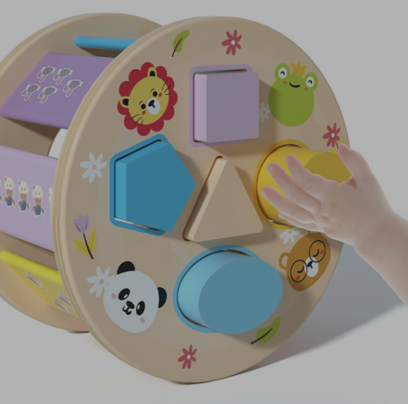 jucarie-montessori-de-tras-cu-sortator-de-forme-crocodil-din-lemn-066094.png