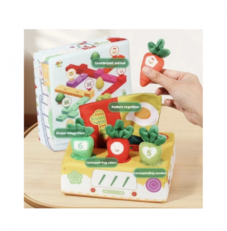 Jucarii pentru bebe - Jucarie senzoriala 2 in 1 Bebe- Culege morcovii si servetele, material textil