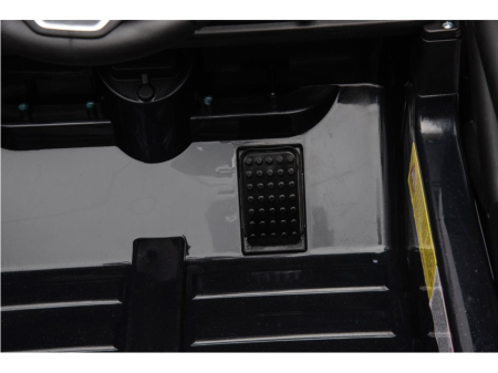 Masina electrica OFFROAD 12V, 2x45W, telecomanda 2.4G, roti mari, 30 kg, negru [14]