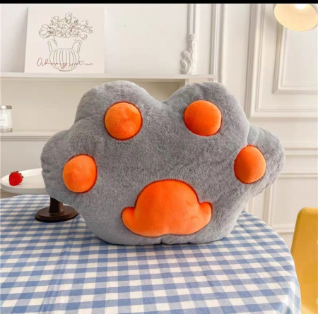 Jocuri si Jucarii - Perna Labuta de animal din plus, 50 cm, gri cu portocaliu