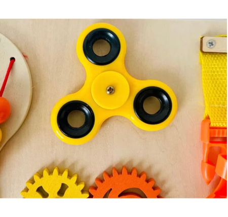 Placa Montessori Busy Board cu 9 activitati Shoe, din lemn [6]