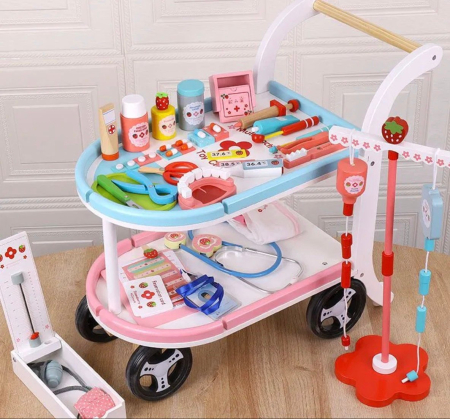 Jocuri si Jucarii - Set Doctor Carucior Spitalul Mobil – Strawberry Clinic, din lemn