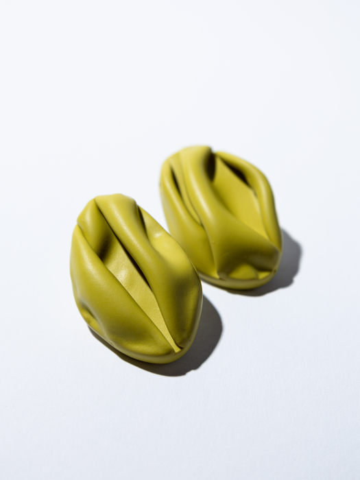cercei-folda-lut-polimeric-handmade-bijuterii-statement.jpg [1]