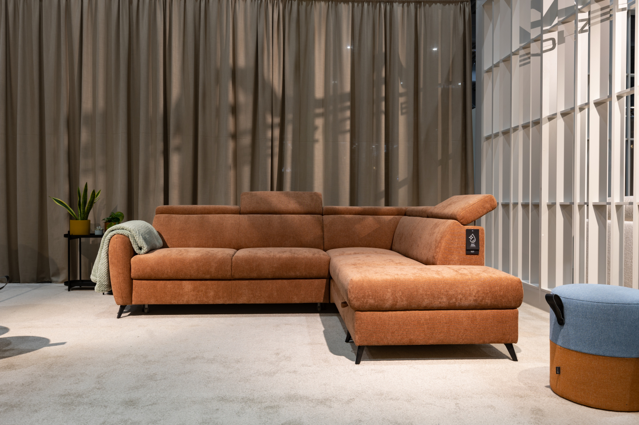 Coltar Extensibil cu Lada de Depozitare Comfy [11]