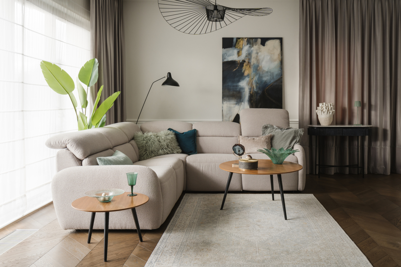 Coltar Loggia cu Tetiere Reglabile [3]