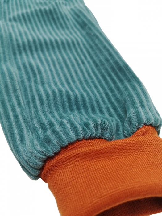 Pantaloni din velur reiat organic verde-turquoise pentru copii [3]
