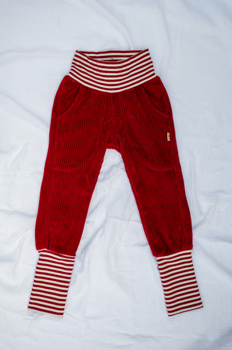 Pantaloni din velur reiat organic roșu cu manșete înalte cu dungi roșii, pentru băieți [2]