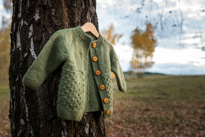 Pulover tricotat handmade din lână merinos verde, pentru bebeluși, 12 luni [4]