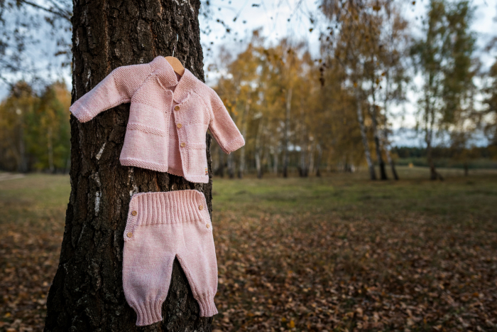 Pulover tricotat handmade din lână merinos roz, pentru bebeluși, 6 luni [5]