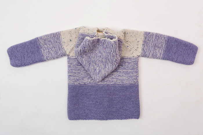 Pulover tricotat handmade în degrade, din lână merinos alb și lila, pentru bebeluși [5]