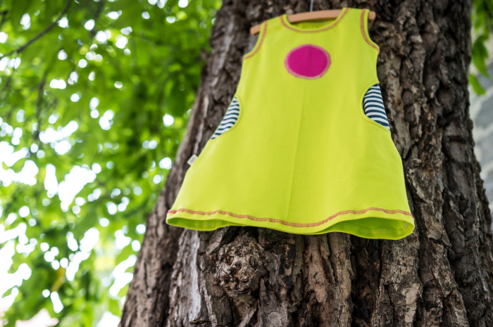 Rochie din bumbac organic verde neon, pentru fete [2]