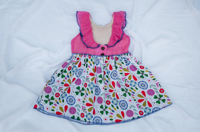 Rochie din in topit roz și bumbac cu model, pentru fete [2]