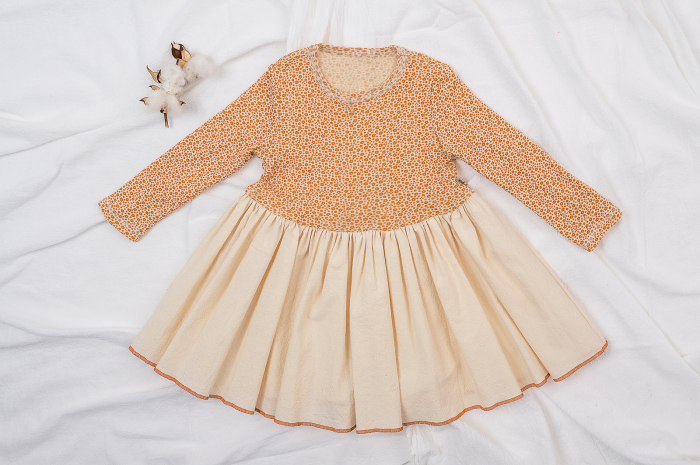 Rochie din jerse de lână merinos organică cu floricele și bumbac Carpatin natur, pentru fete [4]