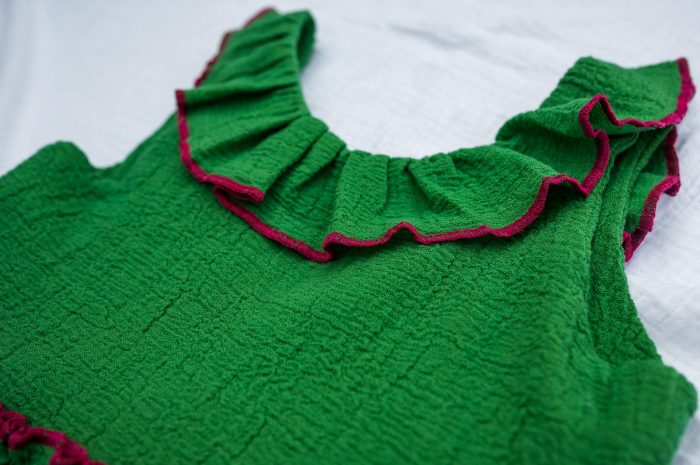 Rochie din pânză topită verde pentru bebeluși [3]