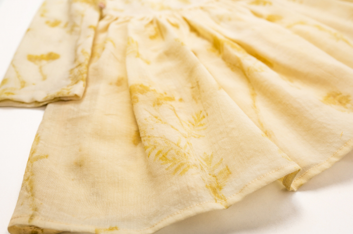 Rochie din țesătură de lână merinos vopsită natural cu plante, M 110 [2]