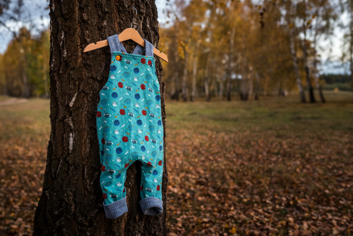 Salopetă cu două fețe din velur reiat organic albastru și bumbac organic, pentru bebeluși [5]