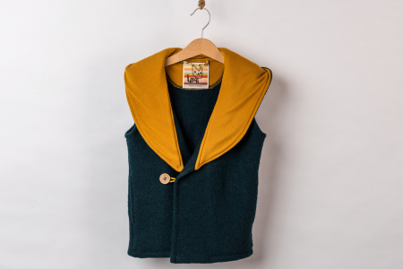 Veste - Vestă din lână fiartă verde, pentru fete