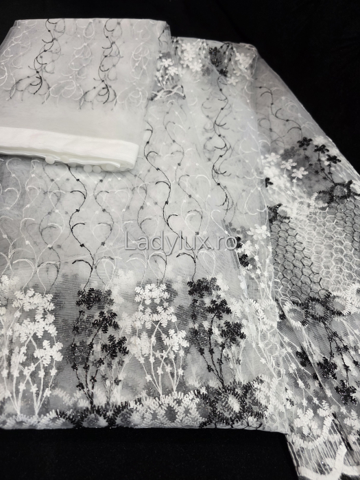 Perdea din tulle cu broderie neagră, gata făcută cu tiv și rejansă C1328 [4]