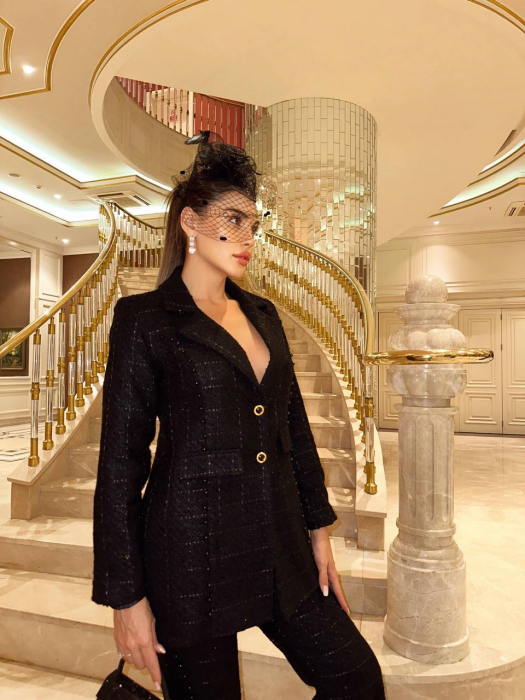 Costum Negru Chrys NepaGvF din Stofa Tweed [3]