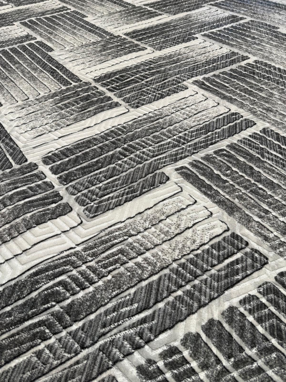 Covor 2x2.70 m Lucrat pe Antiderapant- Model Parchet Gri [3]