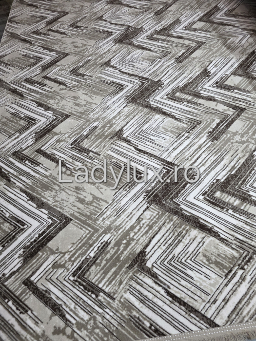 Covor 2x2.80 m pe suport antiderapant cauciucat, în nuanțe de maro. Căldură, siguranță și eleganță pentru casa ta. Calitate premium LadyLux Home & Deco. [4]
