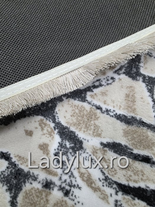 Covor 2x2.80 m lucrat pe antiderapant eleganță în nuanțe de Bej- model Sarpe [4]