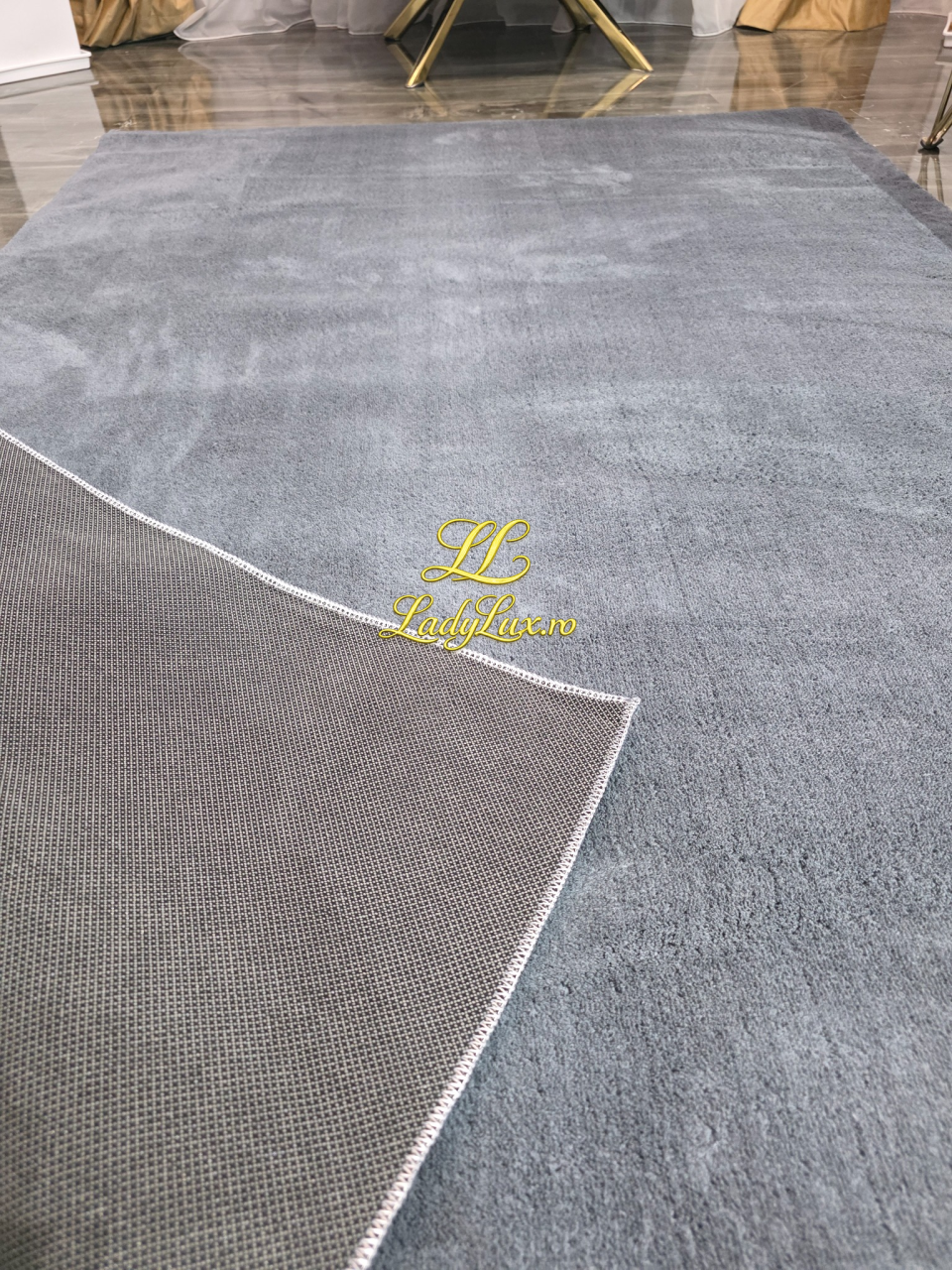 Covor Gri Antracit  200×275 cm Model Plusat Vitrine [2]