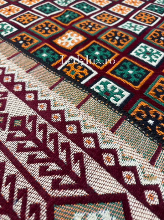 Covor cu Motive Tradiționale 160x250– Stil Autentic, Calitate Superioară - C1646 [2]