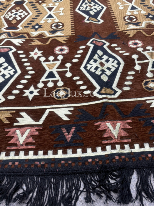 Covor cu Motive Tradiționale 160x250– Stil Autentic, Calitate Superioară - C1701 [2]