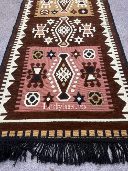 Covor cu Motive Tradiționale 60x120– Stil Autentic, Calitate Superioară - C1655 [1]