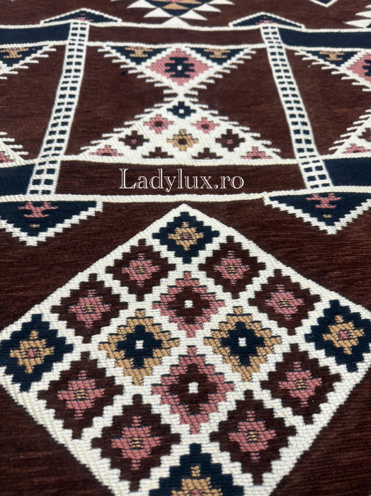 Covor cu Motive Tradiționale 60x120 – Stil Autentic, Calitate Superioară - C1671 [1]
