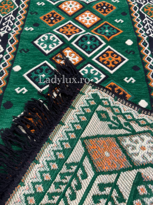 Covor cu Motive Tradiționale 60x120 – Stil Autentic, Calitate Superioară - C1677 [3]