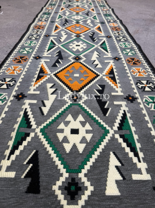 Covor cu Motive Tradiționale 60x300– Stil Autentic, Calitate Superioară - C1650 [2]