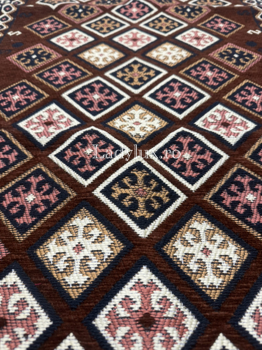 Covor cu Motive Tradiționale 60x120 – Stil Autentic, Calitate Superioară - C1667 [1]