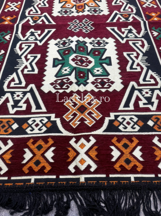 Covor cu Motive Tradiționale 80x125 – Stil Autentic, Calitate Superioară - C1689 [1]