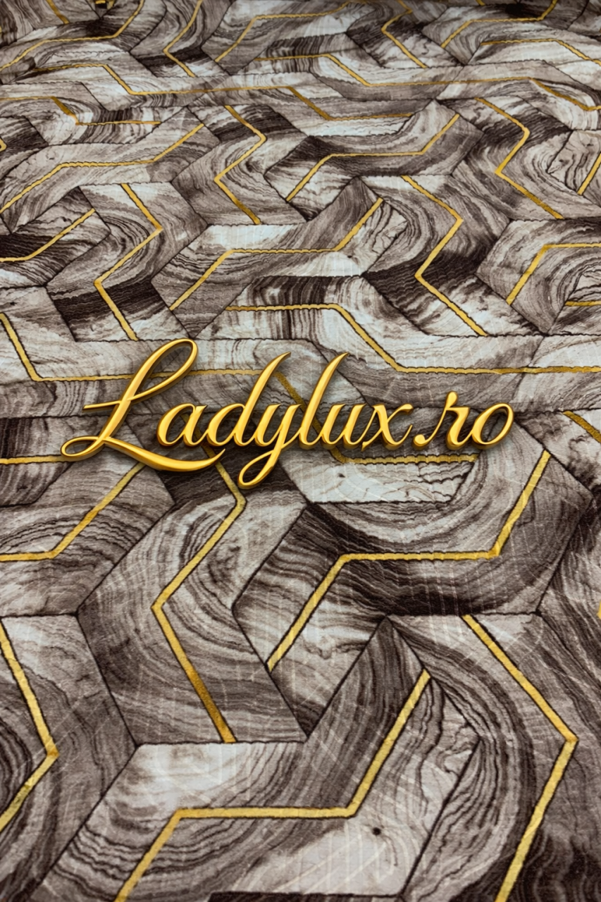 Covor Lucrat pe Antiderapant Model SZG Hexaur Maro 200x270 cm [3]