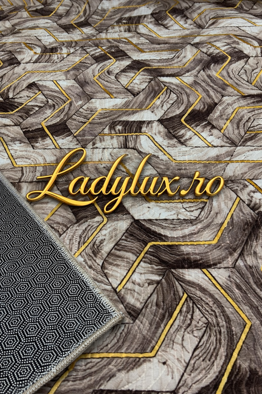 Covor Lucrat pe Antiderapant Model SZG Hexaur Maro 200x270 cm [2]