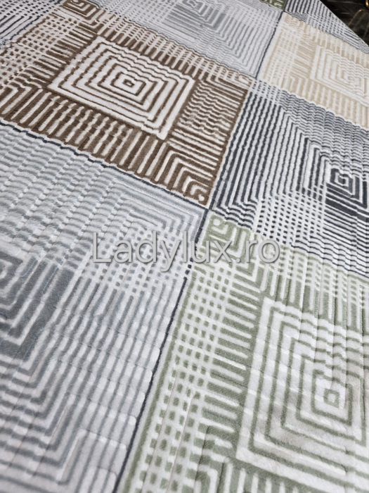Covor modern 150x220 cm cu strat antiderapant – model geometric verde/maro/gri C1357-2 [2]