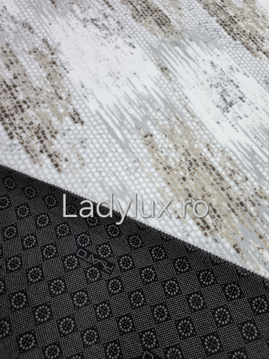 Covor Modern 200x270 cm în Nuanțe de Gri-Bej-Maro– Design Geometric, Antiderapant și Ușor de Întreținut [3]