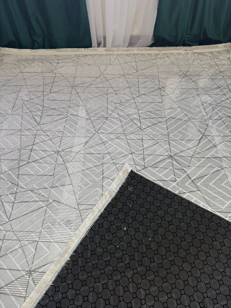 Covor Modern Model Geometric Gri - 200 x 270 cm - Antiderapant [2]