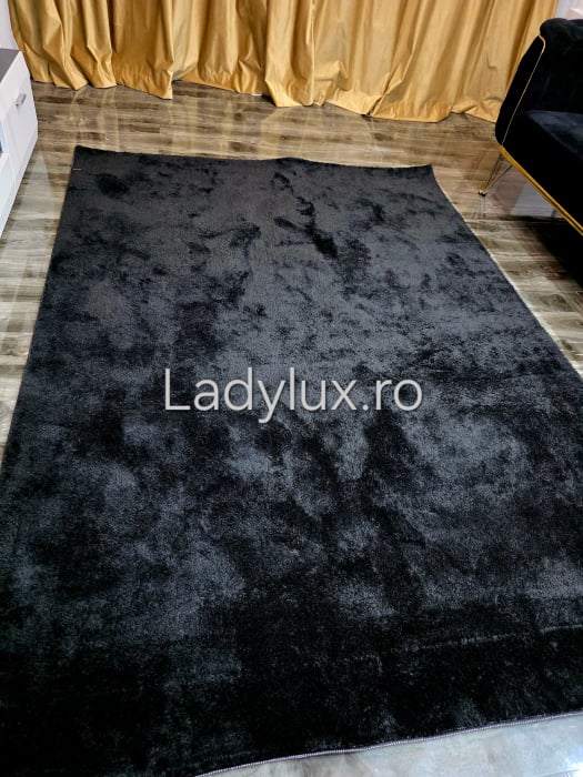 Covor plușat 160x220 cm cu spate antiderapant – Negru [1]