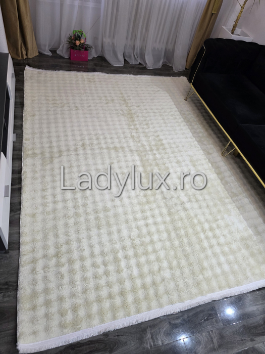 Covor pufos alb unt 210x270 cm, ce imită blănița de iepure C1354 [2]
