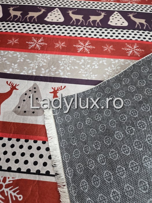 Covoraș subțire antiderapant cu motive de Crăciun – 140x180 cm- Reni [4]