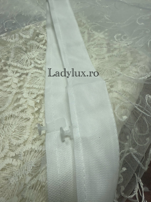 Perdea alba cu broderie Ivoar Model Duo – gata cusuta cu tiv si rejansa - 3M x 2.5h [4]