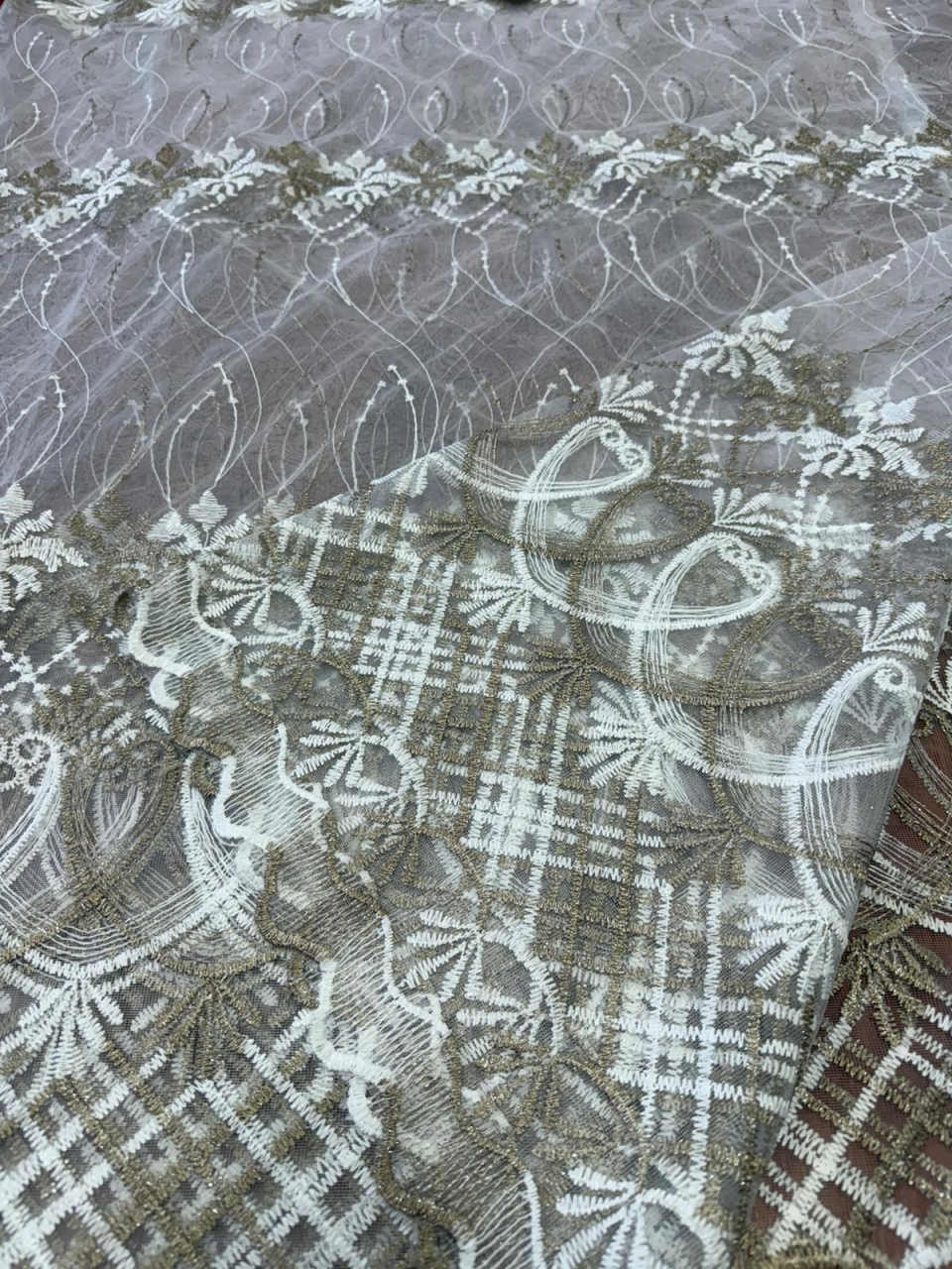 Perdea Tulle cu Broderie Capucino Model Paun -cu tiv si rejansa - 4M x 2.5h [3]