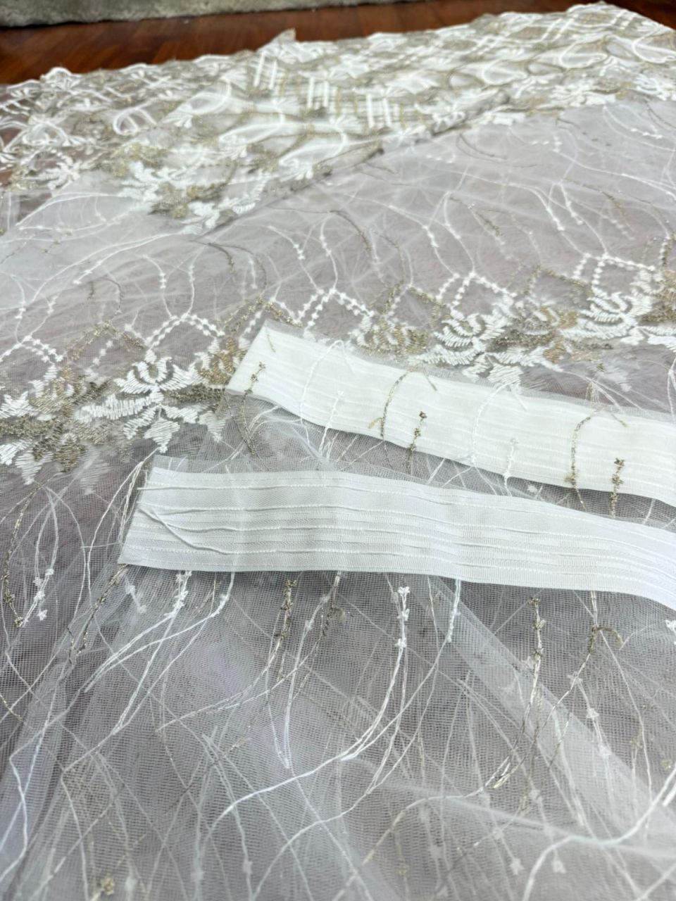 Perdea Tulle cu Broderie Capucino Model Paun -cu tiv si rejansa - 4M x 2.5h [4]