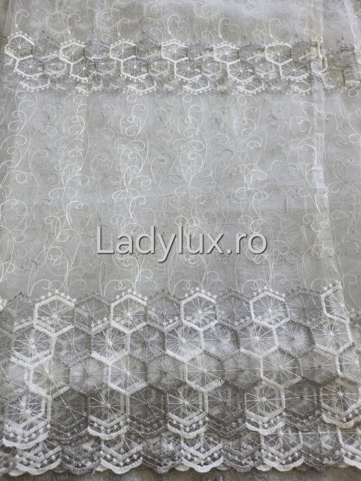 Perdea alba cu broderie Gri Model Hexa– gata cusuta cu tiv si rejansa - 3M x 2.5h [2]