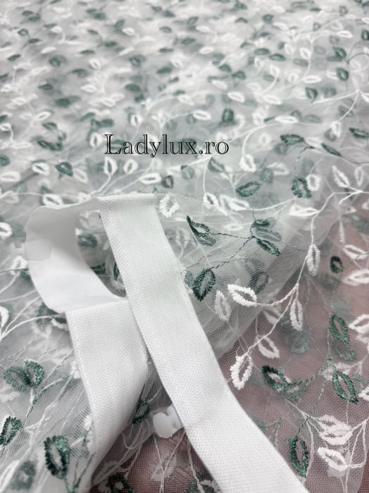 Perdea alba cu broderie Verde+alb  –C1822  gata cusuta cu tiv si rejansa - 3M x 2.5h [3]