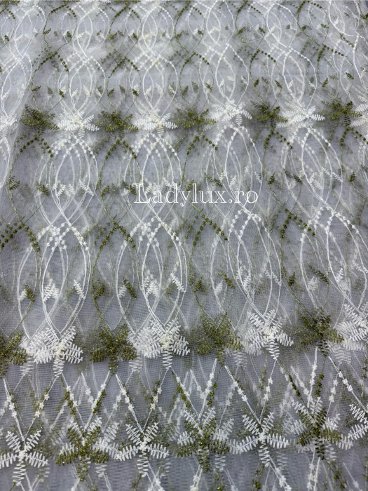 Perdea alba cu broderie Verde cu insertii – gata cusuta cu tiv si rejansa - rafinament și strălucire discretă [3]