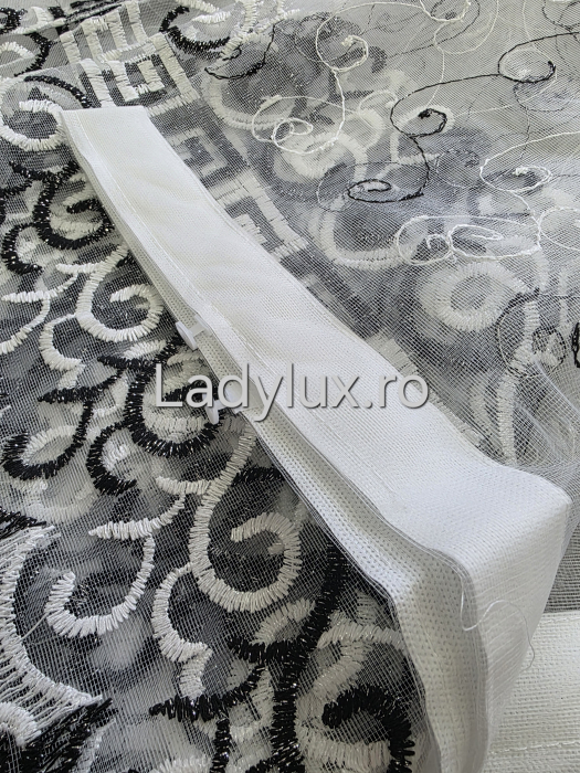 Perdea alba cu broderie Neagra Vrss– gata cusuta cu tiv si rejansa - 4M x 2.8h [3]